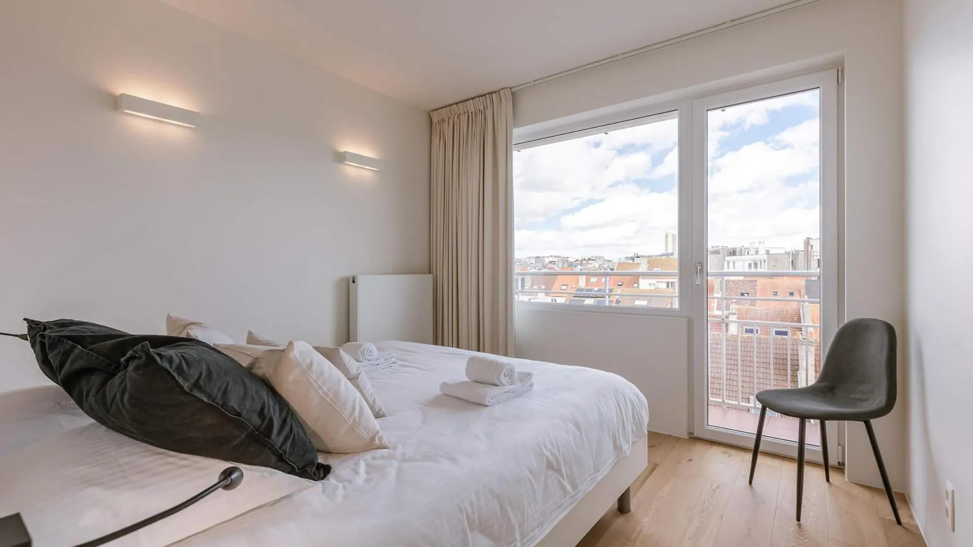 Huswell - Trendy Apartment Near The Coastline Ostend
