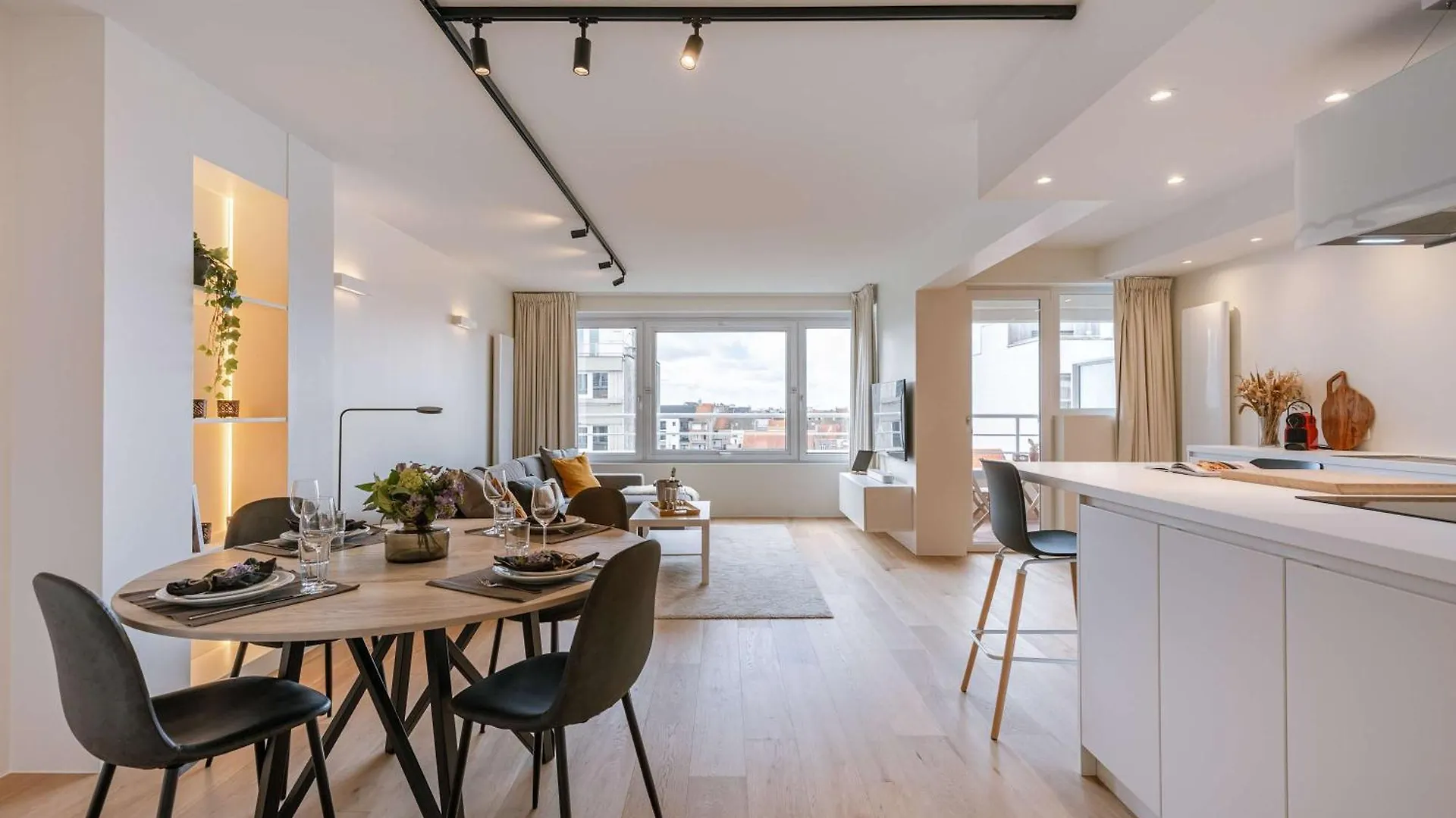 Huswell - Trendy Apartment Near The Coastline Ostend