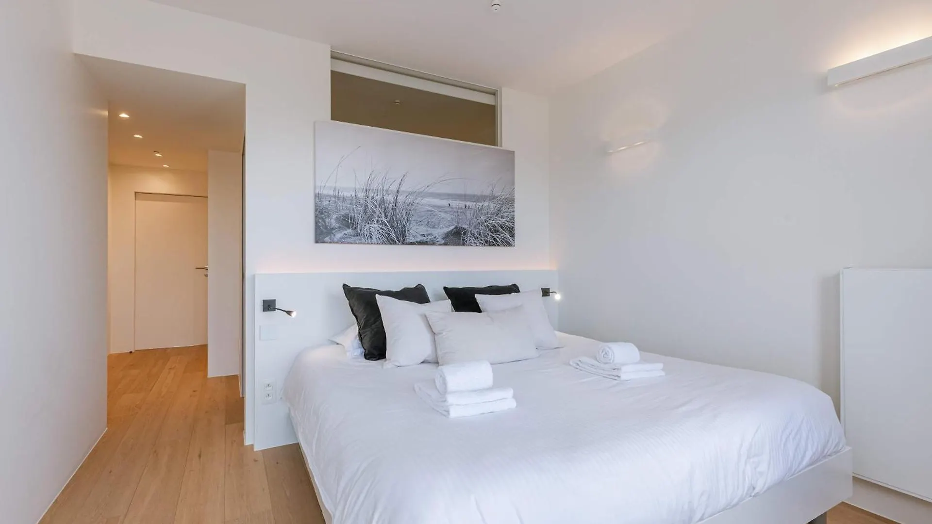 Huswell - Trendy Apartment Near The Coastline Ostend 0*,